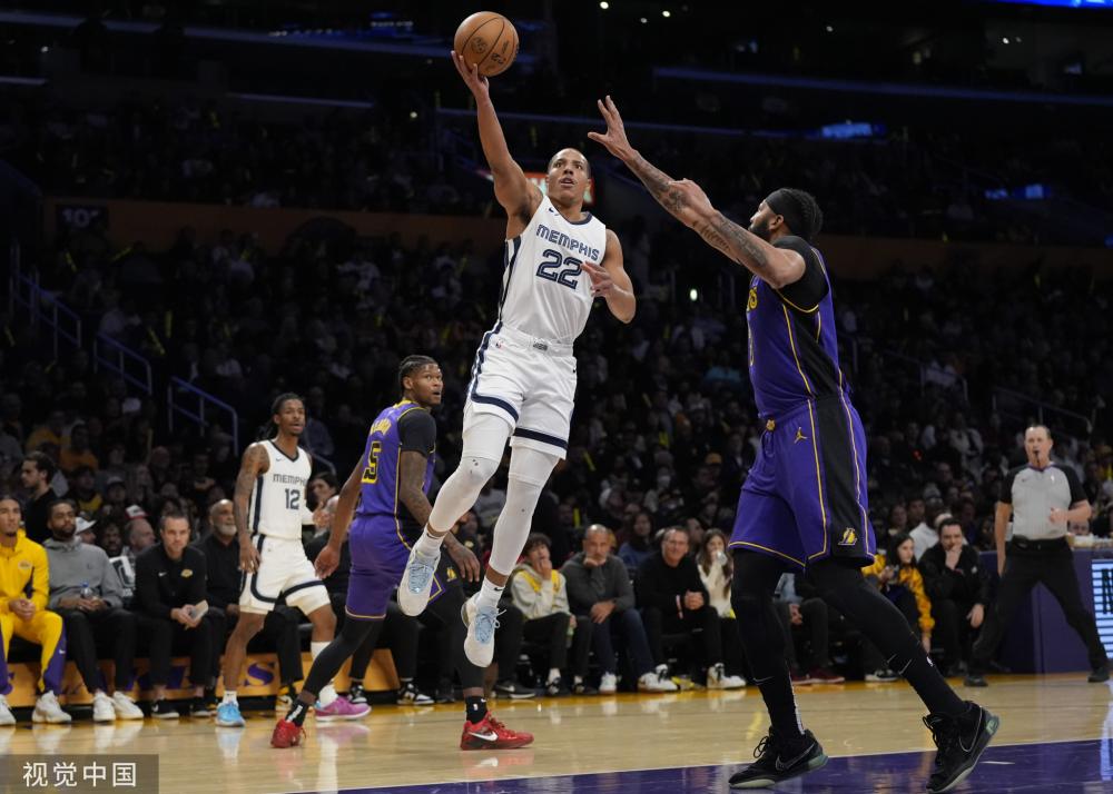 冯劲的进球 冯劲的进球