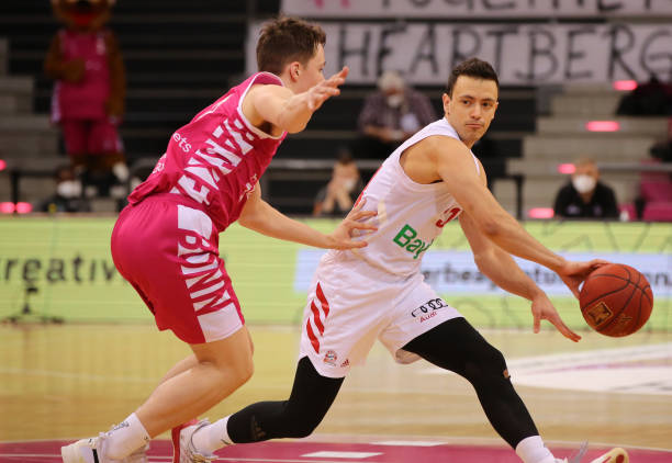 特狮伤情与 特狮伤情与