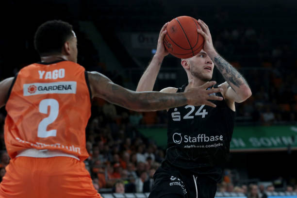 柏林联合 柏林联合