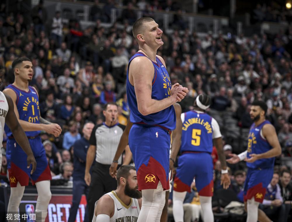 键比赛中的 键比赛中的